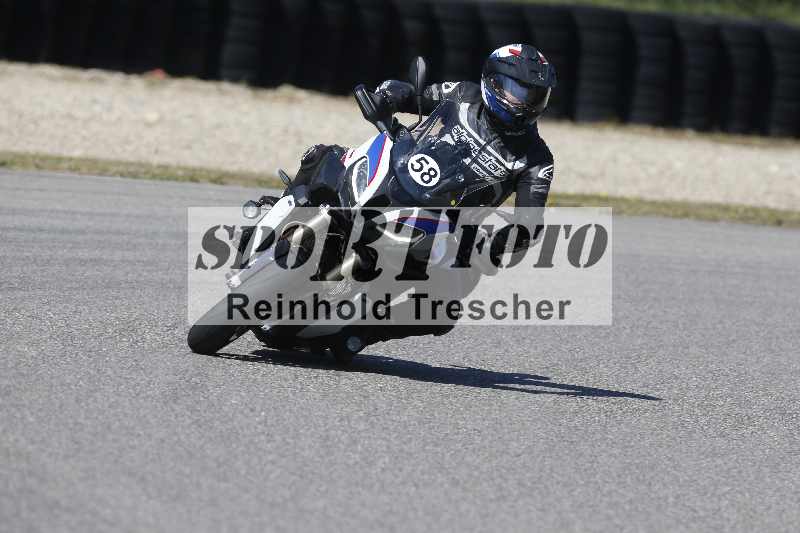 /01 02.04.2026 MAZ ADR/Gruppe gelb Gruppe gruen/58